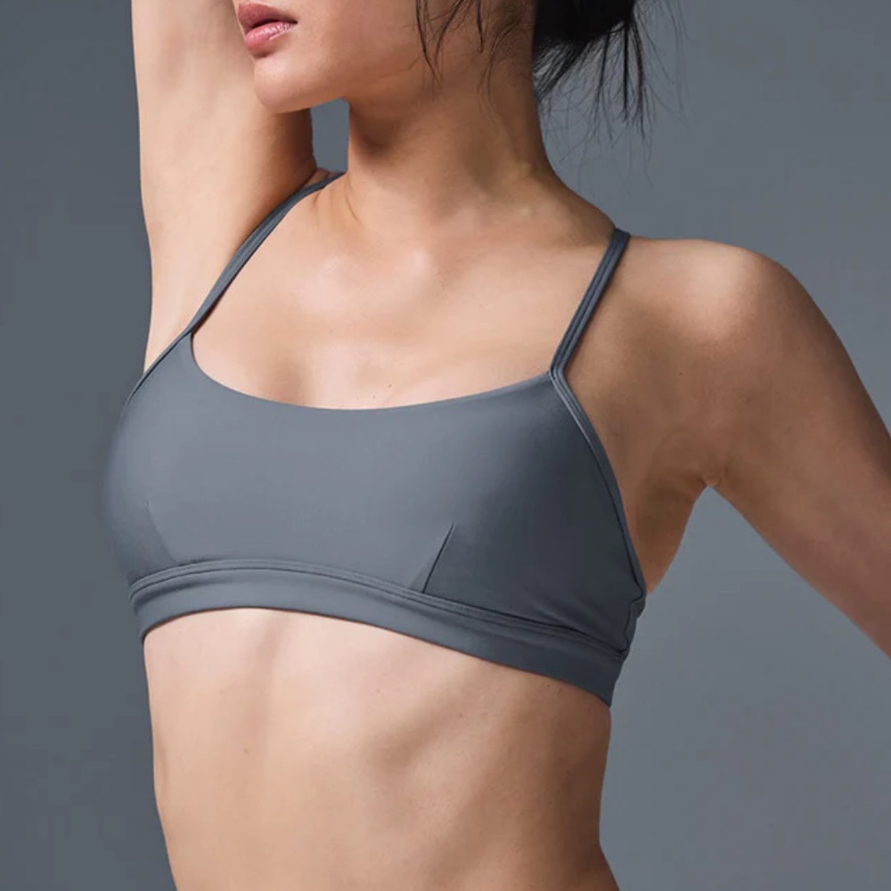 Alo airlift intrigue bra
